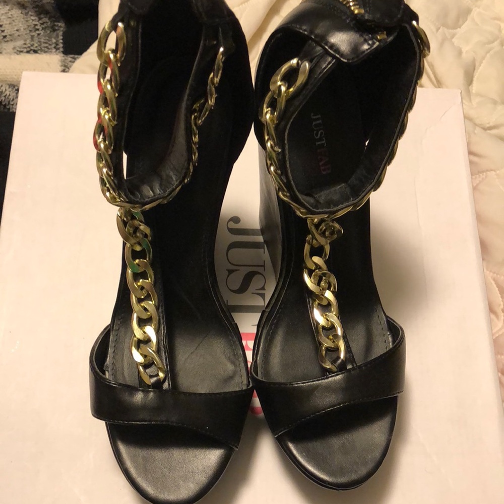 Just Fab Aynshy Black Wedge